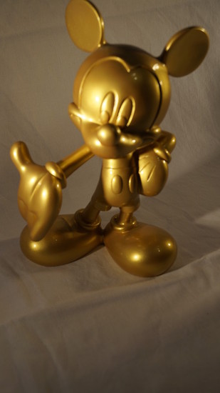 zakdoek kop Republiek Mickey Mouse Classic Gold Look 20cm Big statue - disney Mickey Gold Beeld  Boxed - https://www.supermariobross.nl