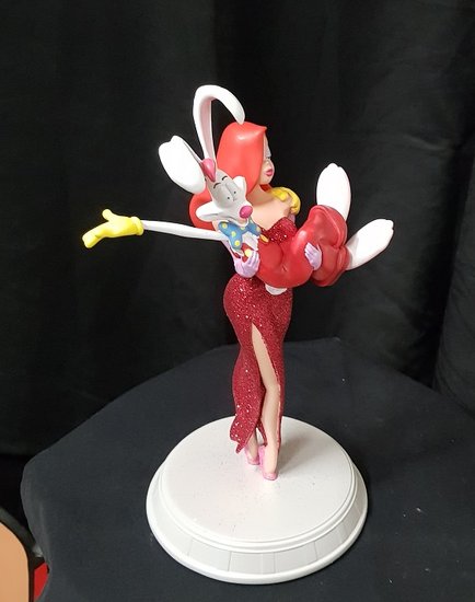 Disneyland Jessica Rabbit Handpainted Medium Figure 27cm High Disneypark  Collection New Boxed 